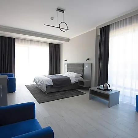 Javu מלון 4*