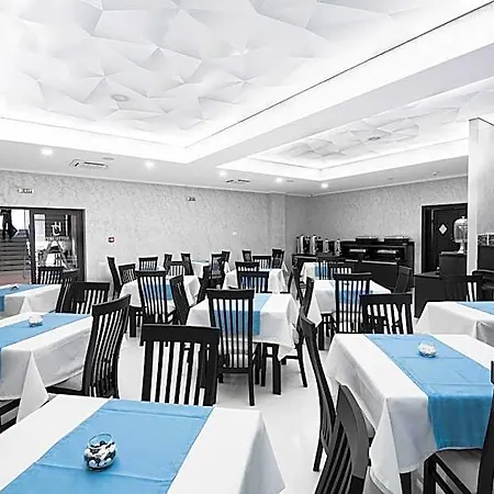 Hotel Javu 4*